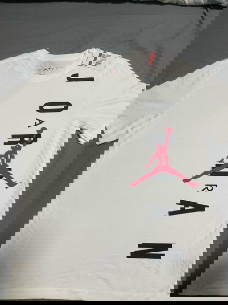 Air Jordan T-shirt