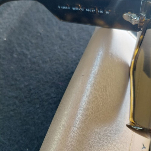 Burberry sunglasses like new, brown and orange