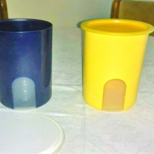 Tupperware canister set 1.25 lt like new, blue and yellow
