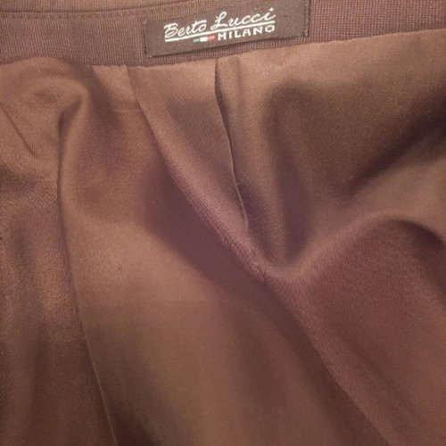 Berto Lucci suit used, brown, jacket size 52, pants size 44