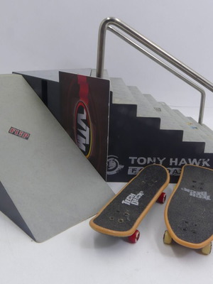 Tech Deck Tony Hawk Foundation Skate Park Stairs Rail Ramp 3 Fingerboards used