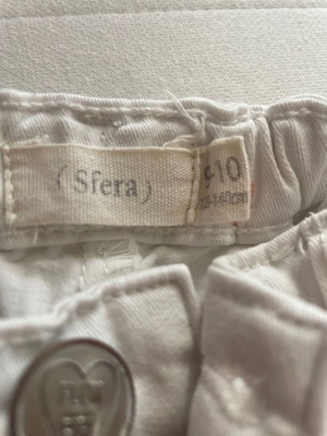 Sfera white denim pants with colorful flowers for 9-10 years like new