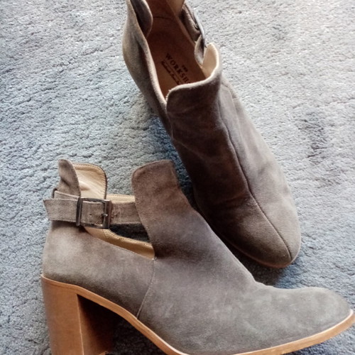 THE WORKSHOP handmade gray suede ankle boots used size 39