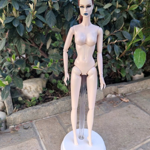 Lovetones Roxy OOAK doll on Luly body like new