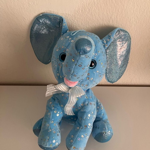 Plush elephant like new