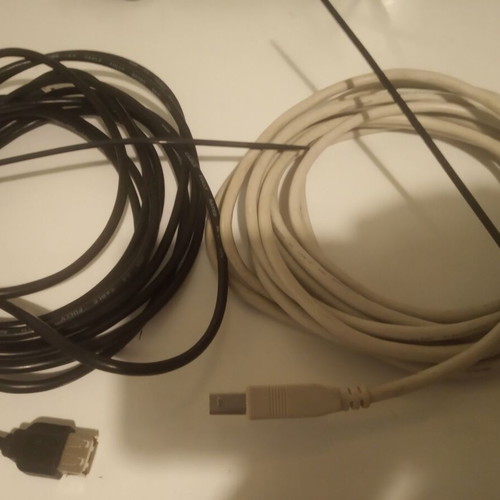 Computer cables like new, usb and power cables