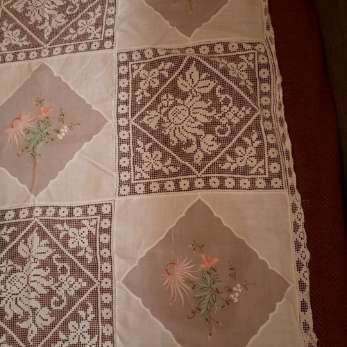 Embroidered tablecloth like new square with lace 87 cm
