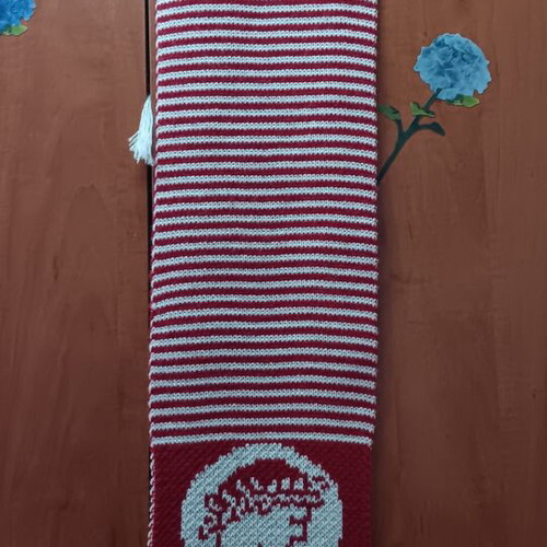 Olympiacos Piraeus scarves set, like new, 2 knitted red and white
