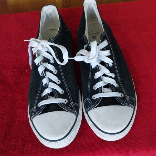 Firefly men's sneakers size 45 blue like new