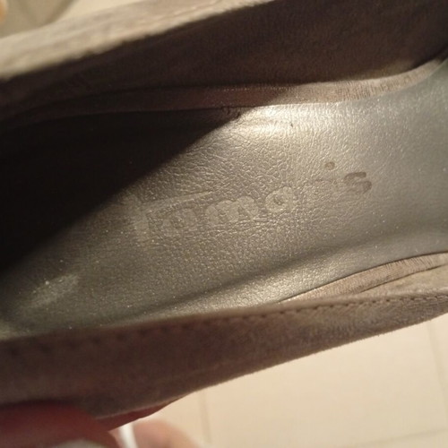 Tamaris pumps used, size 39, beige and silver