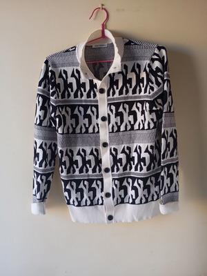 Men's cardigan with buttons, long sleeves, white collar, black and white
