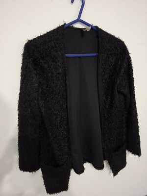 Black cardigan with fur size XS like new with pockets