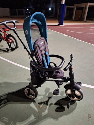 Coccolle Spectra Turquoise Tide tricycle used