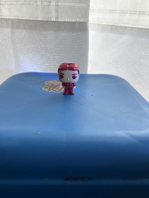 Stranger Things Upside Down Max from Kinder Joy new