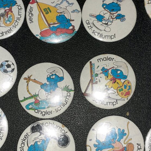 Smurfs pin collection, 20 large pins, German set, 1983