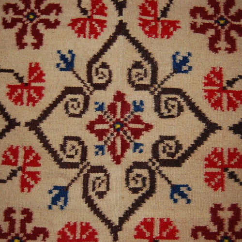 Wool rug handwoven on loom used vintage, size 2.50x1.70
