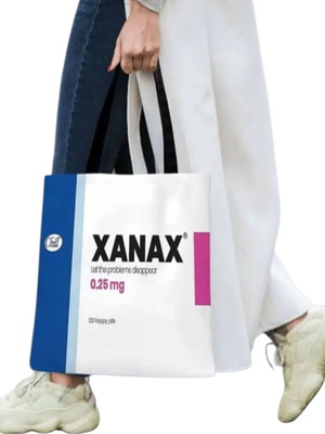 Tote bag καινούργια, λευκή με bold γράμματα