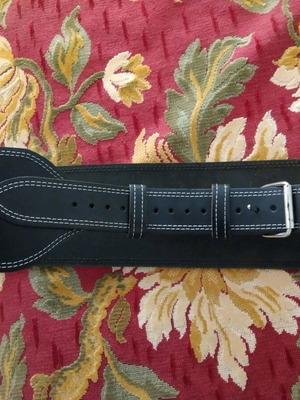 Italian belt used made of quality black leather 135 cm
