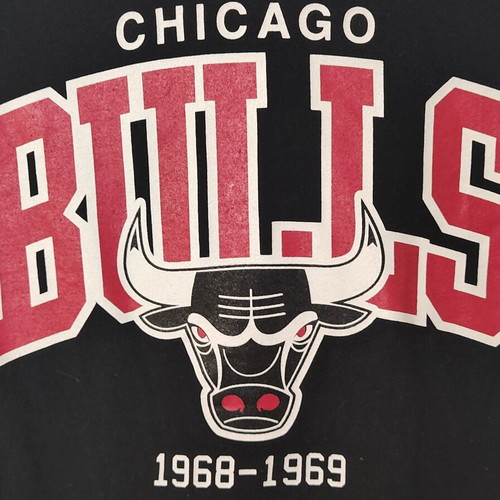 Mitchell & Ness Chicago Bulls 1968-1969 T-Shirt men's size medium like new