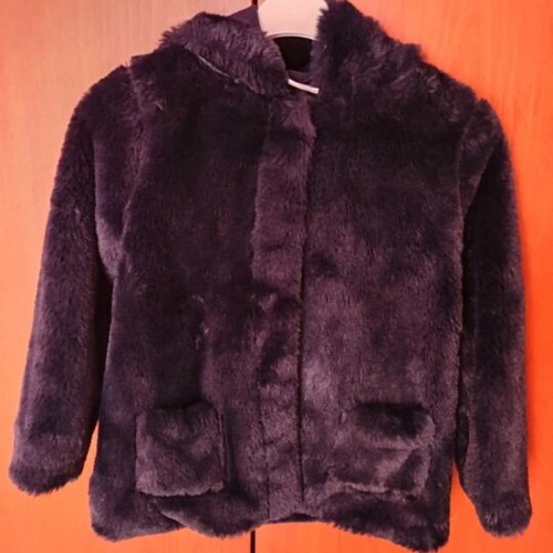 Fur coat like new, children's size 6, blue