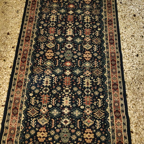 Persian rug, like new, 185x100 cm