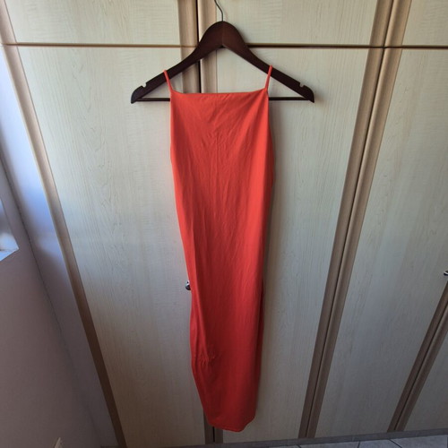 Zara red maxi dress with open back like new, size S