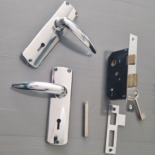 Elzett 45mm mortise lock complete new with handles