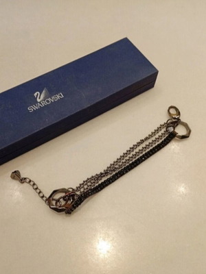 Swarovski bracelet like new, white and grey