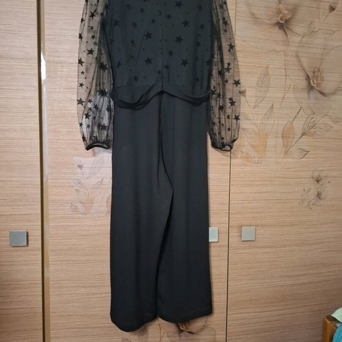 Marasil girls' one-piece like new with tulle and gold sequins