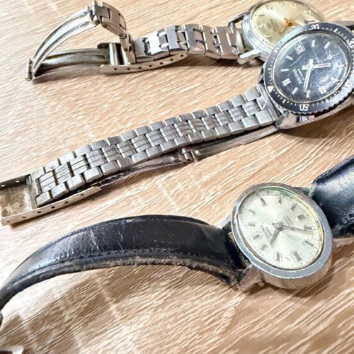 Wristwatches used, set of 3, women's