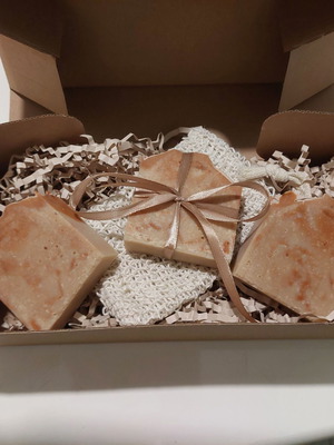 Handmade soap with honey and oats 100% natural gift set
