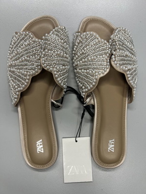 Zara sandals with pearls new, size 36