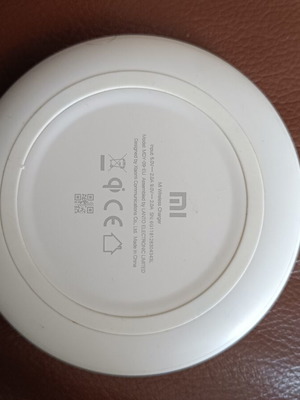 Xiaomi Mi Wireless Charger MDY-09-EU Qi wireless charging pad