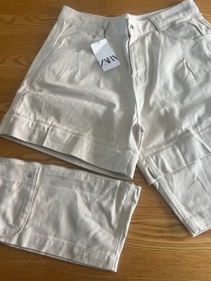 Zara men's cargo bermuda shorts with detachable legs 2 in 1, size 46, beige