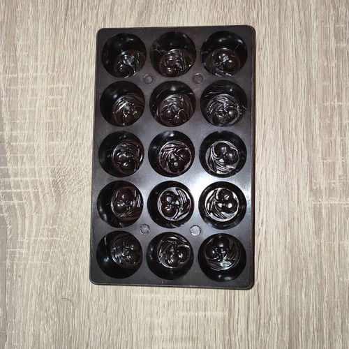 Professional Chocolate Mold with 15 Cherry Embossed Cavities, Like New