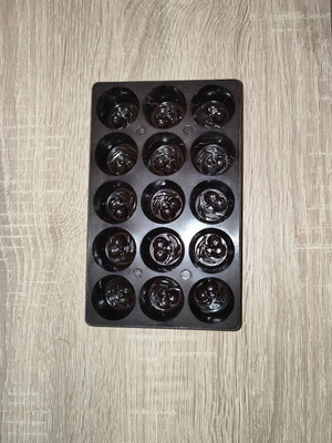 Professional Chocolate Mold with 15 Cherry Embossed Cavities, Like New