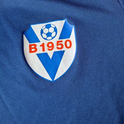 Adidas B1950 football jersey size M like new, season 2013/2014