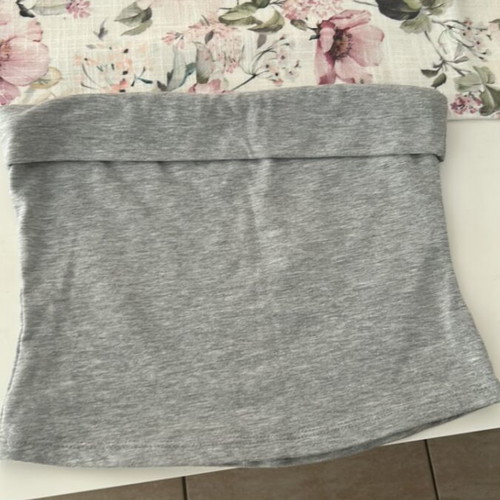 Strapless top gray, like new, size M