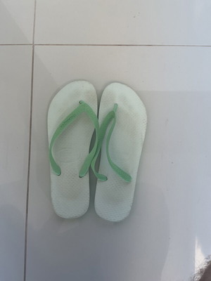 Σαγιονάρες Havaianas νούμερο 45-46, άσπρες και πράσινες