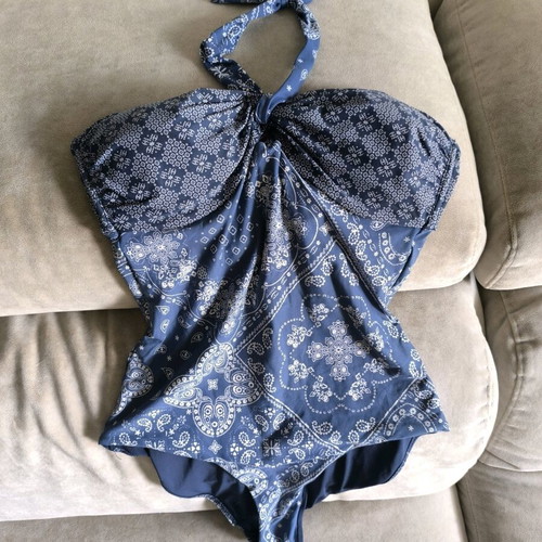 One-piece swimsuit size M like new, white and blue