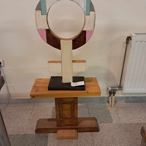 Female Symbol artwork new from recycled wood and granite