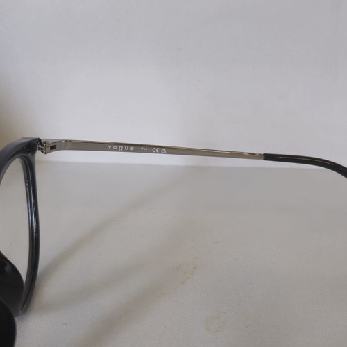 Vogue women's new cat eye prescription glasses black and silver