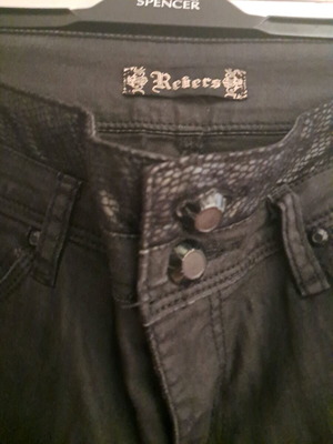 Pants pack of 2 used, one Zara leather look, size S-M