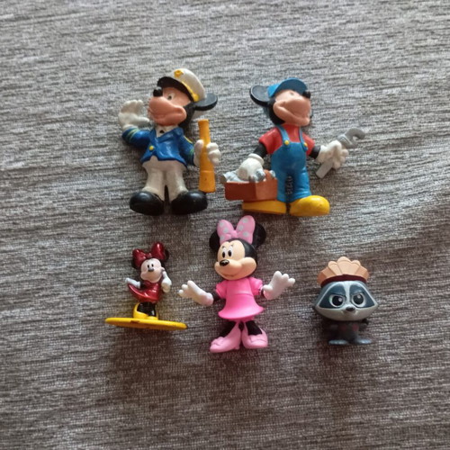 Disney figure set of 5 including Mickey, Minnie & Meeko by Bullyland / Dickie Toys