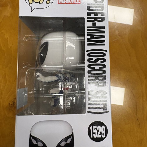 Funko Pop Spider-Man Oscorp Suit 1529 new