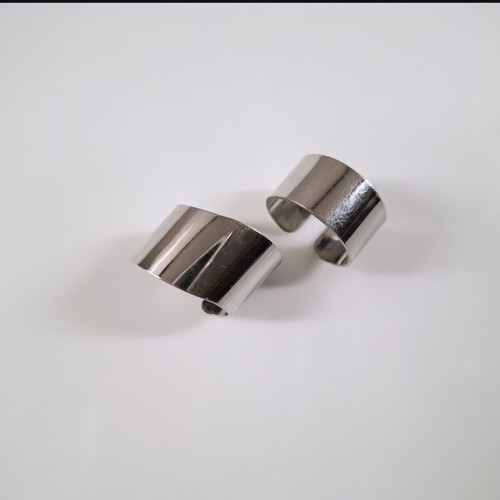 Set of 2 adjustable silver steel rings