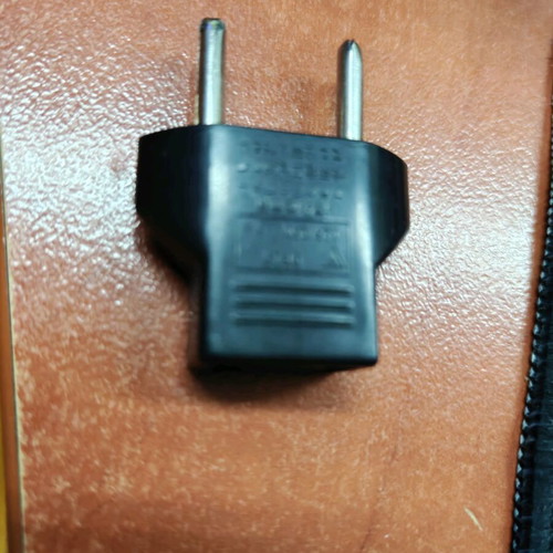 Power plug adapters 110v to 220v pack of 10 new