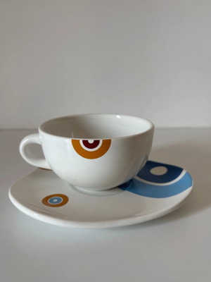 Set of 2 ceramic cups with saucers like new, geometric design