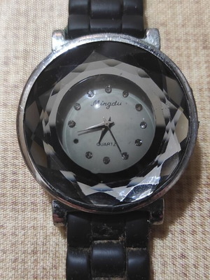 Quartz women's watch used, gray dial with silver effect and black strap