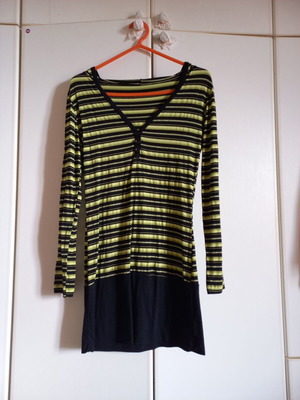 Striped long green blouse like new, size S or XS